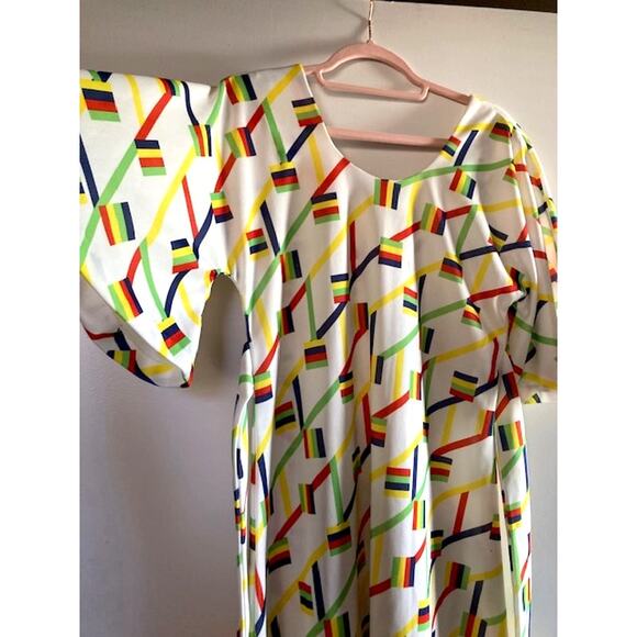 Vintage Yellow Geometric MAXI Dress w/ Attached Belt - M-L - Picture 6 of 8